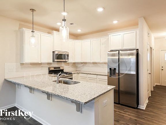 5th image of 410 Stonefence Dr