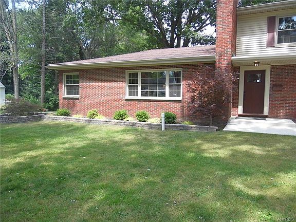 2nd image of 46 Crescent Dr