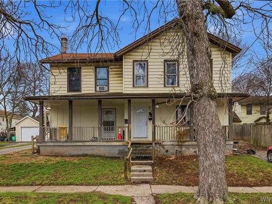 162 Lock St, Lockport, NY 14094