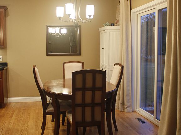 5th image of 5660 Silver Oak Dr