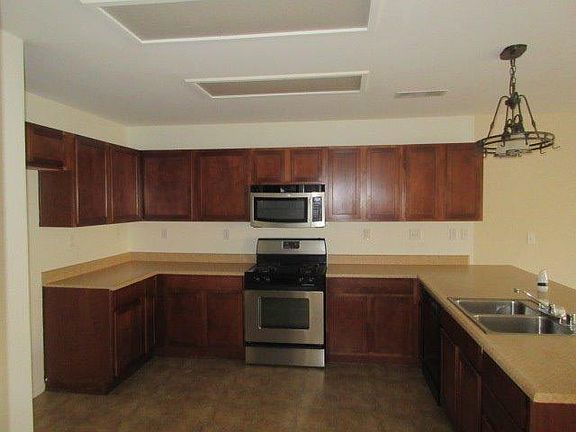 2nd image of 6027 E Bellaire Way