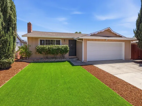 3190 Golf Dr, San Jose, CA 95127