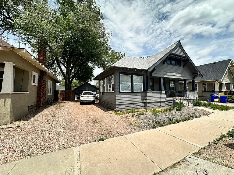 324 E Uintah St — Photo 2