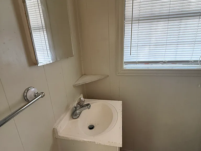1814 Broadway #7 — Photo 6