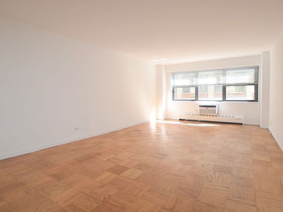 1st image of 330 E 46th St APT 10V