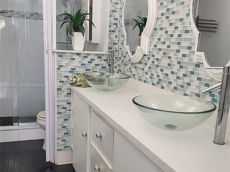 3811 NW 84th Ave #2B — Photo 24