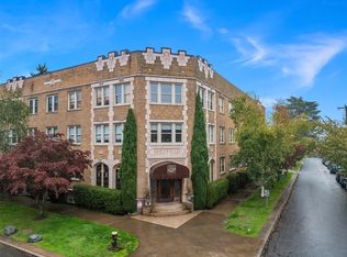 200 17th Ave E APT 204, Seattle, WA 98112
