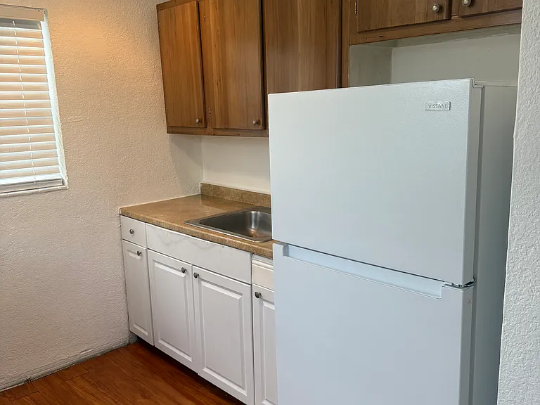 1221 NW 61st St #3 — Photo 3