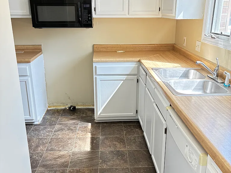 2504 Saint Christopher Cir SW #6 — Photo 5