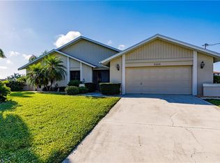 2666 SE 19th Pl, Cape Coral, FL 33904