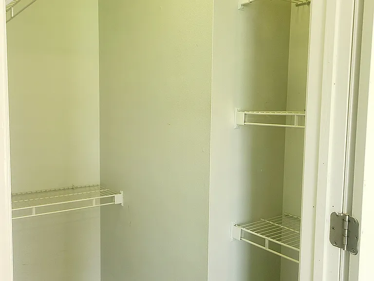 1308 W Nichols St #B — Photo 5