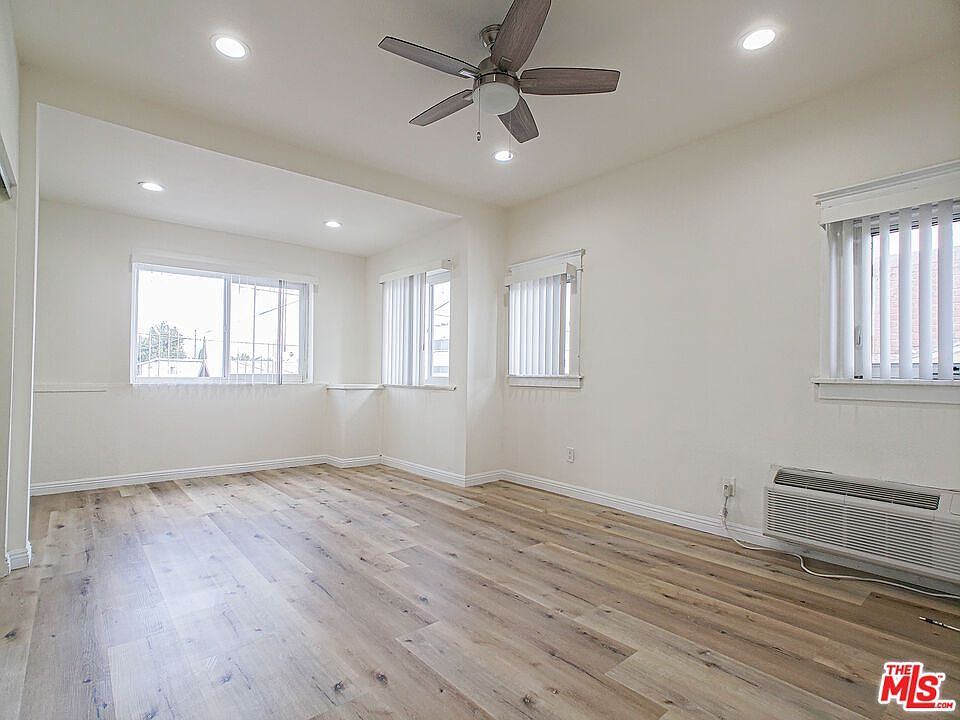 1st image of 1242 S Kingsley Dr #1/2