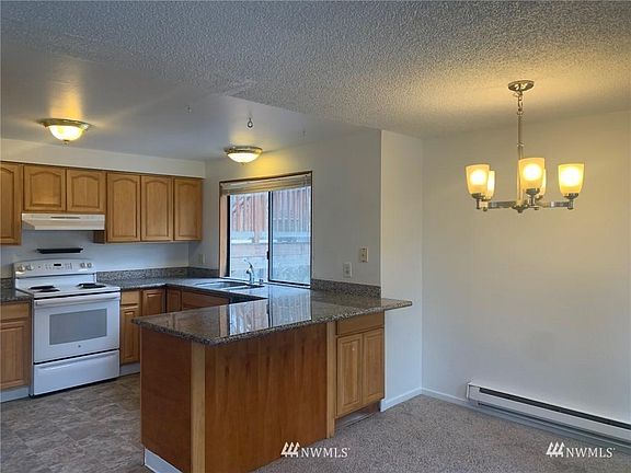 2nd image of 38874 SE Newton St Unit 3