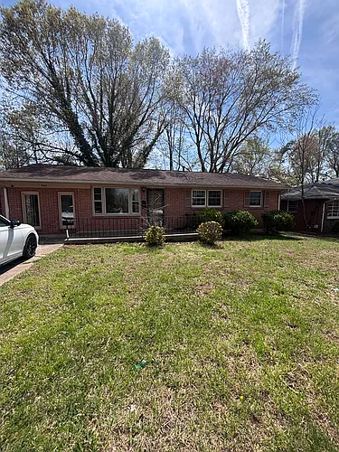 340 Guilford St Photo 1