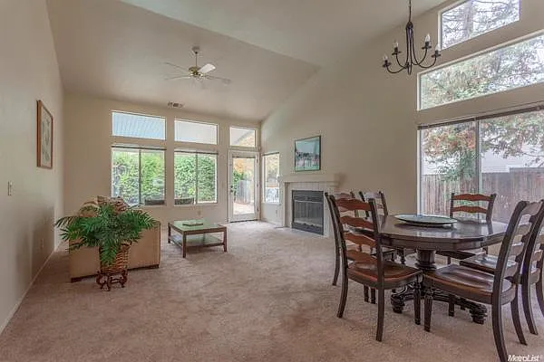 3 bed, 1538 sqft, $2,595 — Photo 4