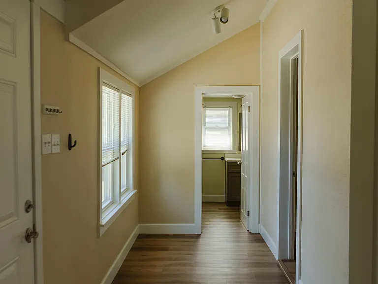 77 S 1st St — Photo 10