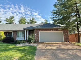 14 Pine Hollow Ct, Edwardsville, IL