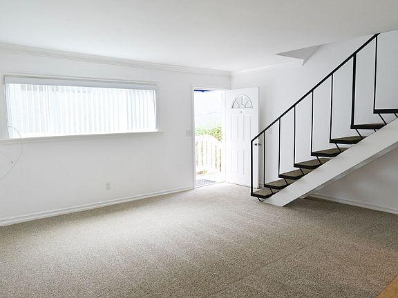 5th image of 34036 Amber Lantern St APT C