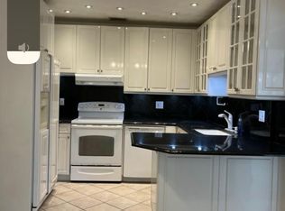 2710 Thomas St, Hollywood, FL 33020
