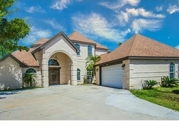 421 Richmond Dr, Pharr, TX 78577