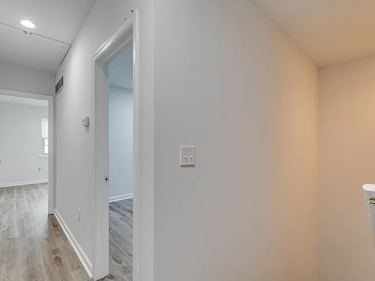 Brand New Luxury Temple Apartments — Photo 42