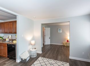 Southmoor, Saint Louis, MO 63128