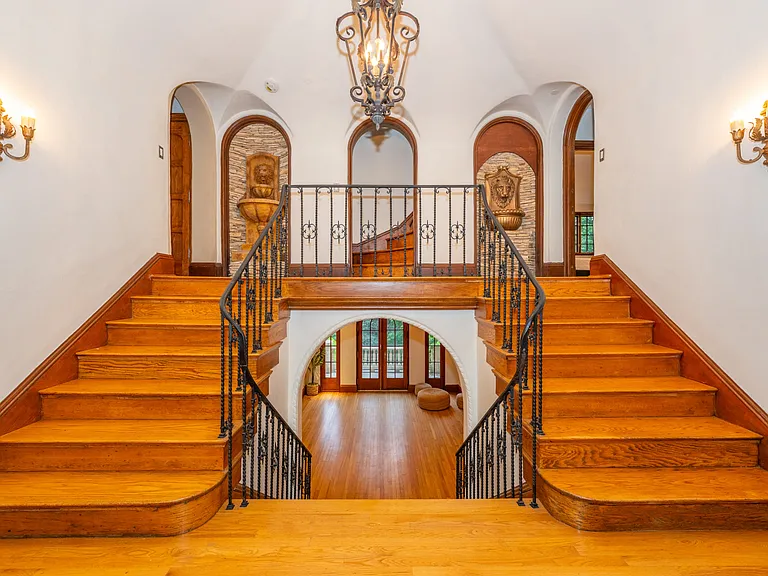 50 Rock Spring Rd — Photo 27