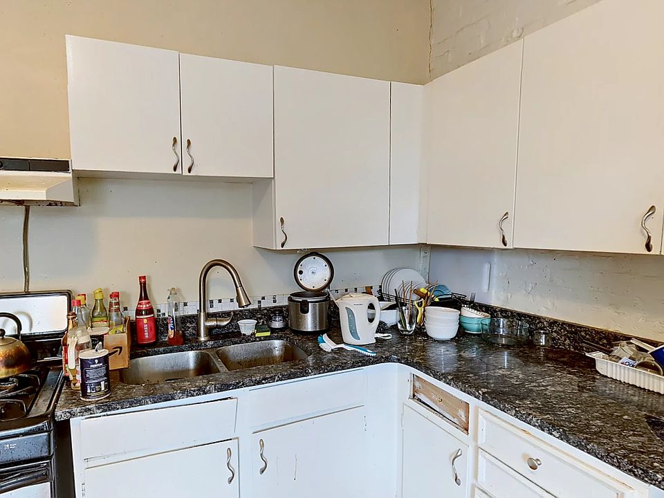 2nd image of 88 Hammond St #7G