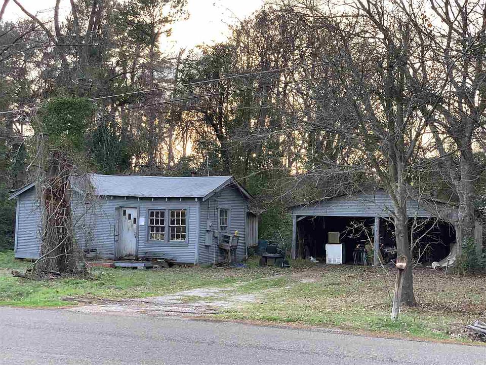 1st image of 1919 Lakeshore Dr