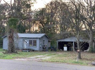 1919 Lakeshore Dr, Longview, TX 75605