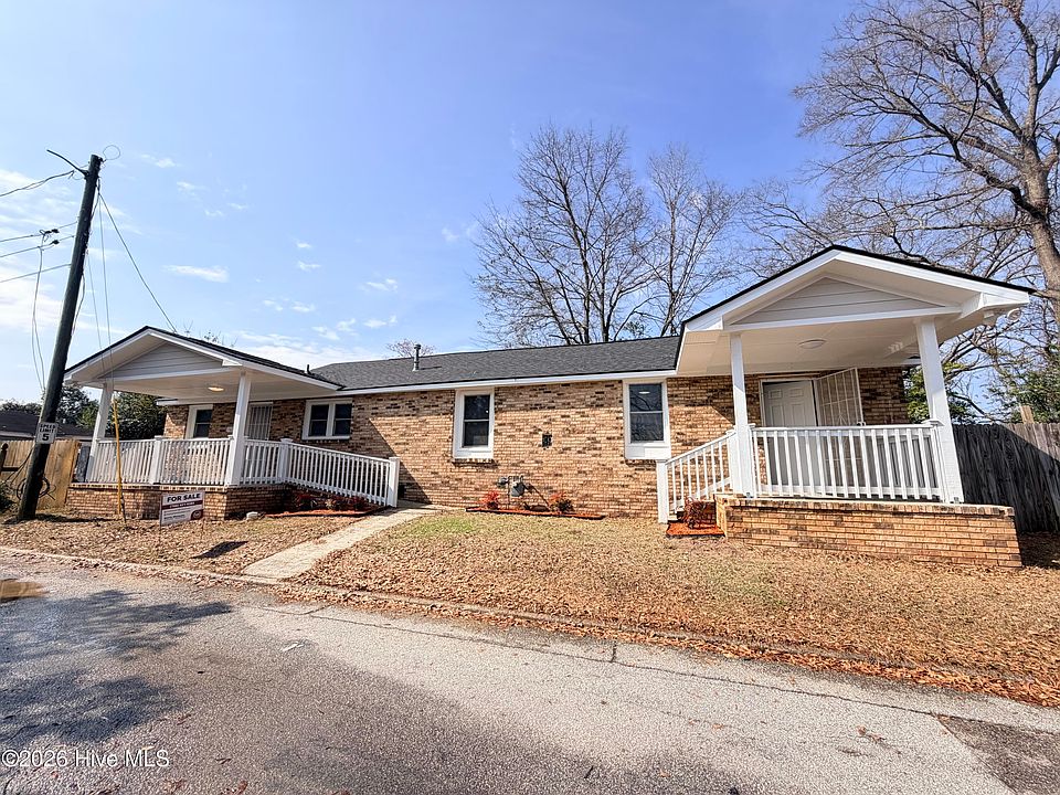 1st image of 1610 Carpenter Street