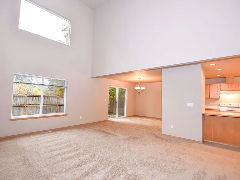 1320 Mills Landing Ct SE — Photo 4