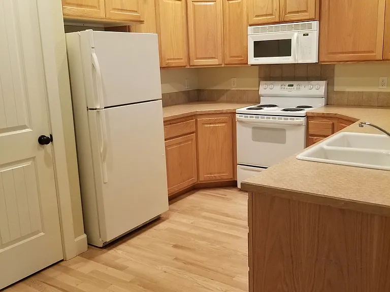 2115 S Dorothy Ave — Photo 5