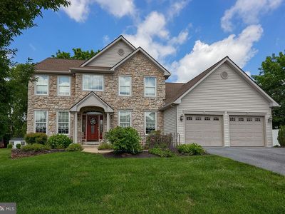 384 Mountain Blvd, Wernersville, PA, 19565
