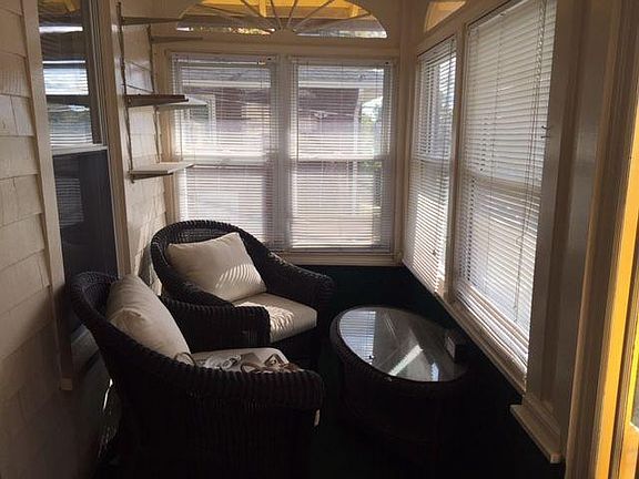 5th image of 44 Sherwood Ave