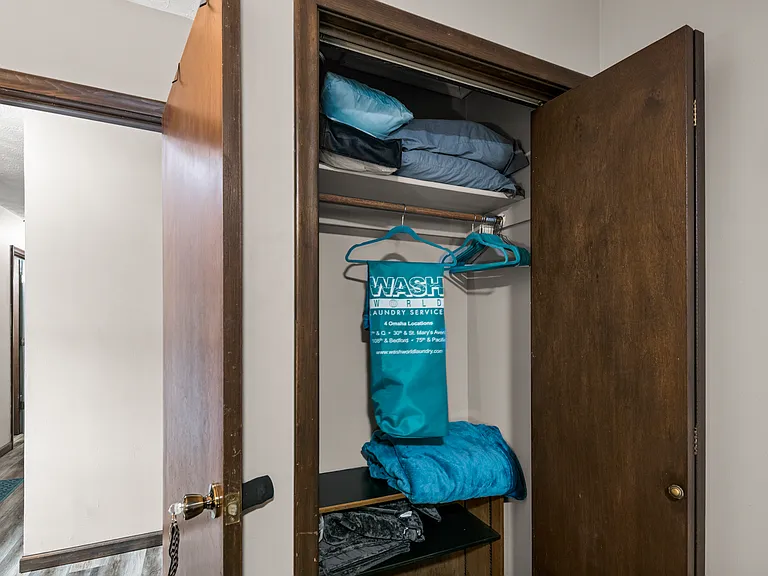5008 NW Radial Hwy #2 — Photo 39