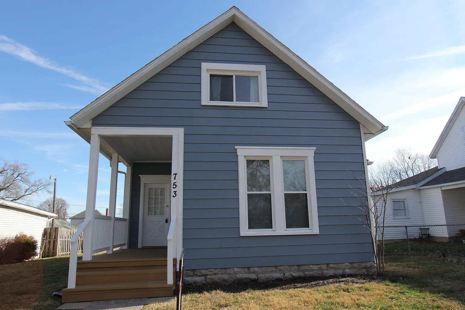 753 Gordon St photo 1