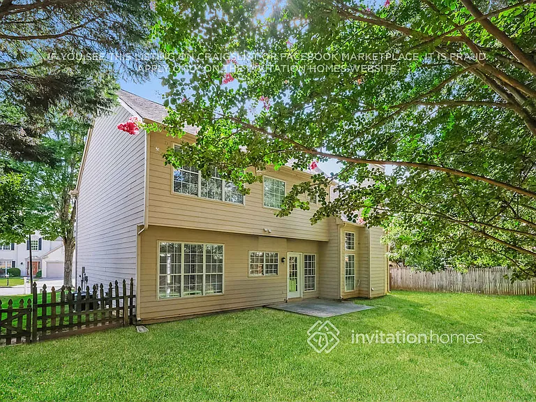 130 Lyndhurst Ct — Photo 17