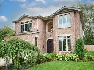 4621 Lilac Ave, Glenview, IL 60025