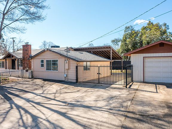 2nd image of 2203 Hawn Ave