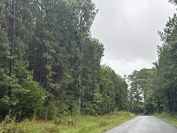 4th image of 2062 Peckatone Rd