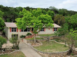124 Hillside Dr, Ingram, TX 78025