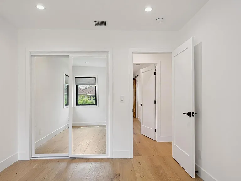 5713 Ranchito Ave — Photo 14