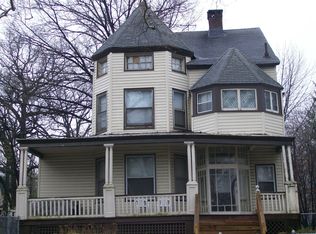 65 Chestnut St, East Orange, NJ 07018