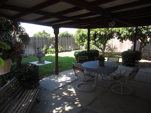 4th image of 4010 Bermuda Ct