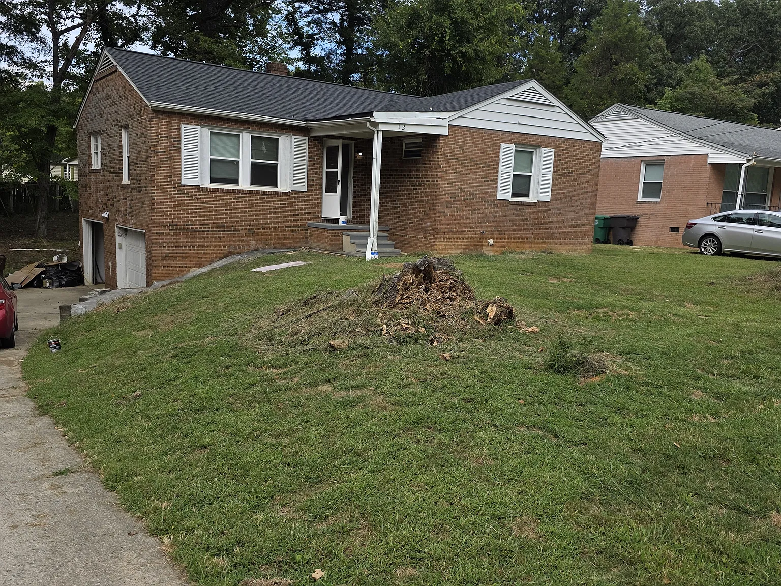 3 bed, 1216 sqft, $1,700 — Photo 2