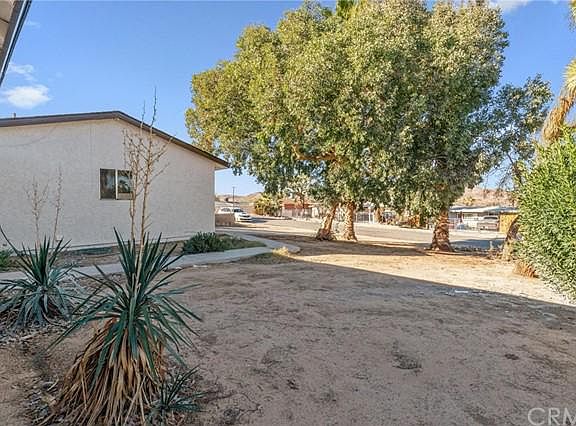 3rd image of 61505 Palm Vista Dr