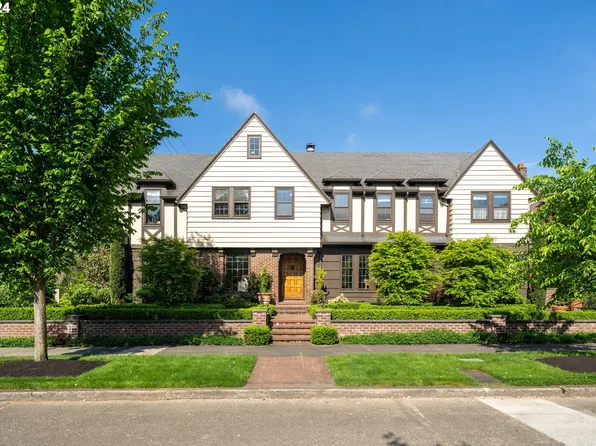 2905 NE 32nd Pl, Portland, OR 97212