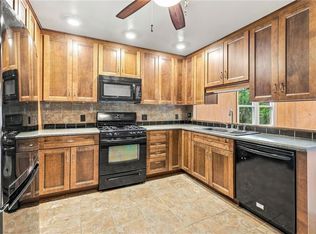 9006 E 74th Ter, Raytown, MO 64133