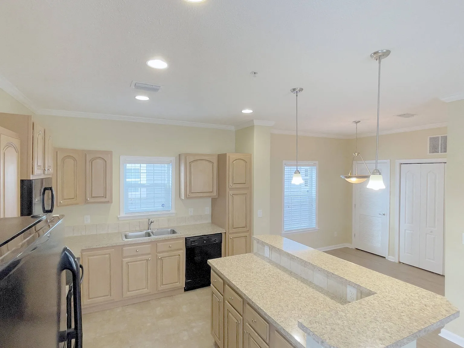 Keys Lake Villas — Photo 4